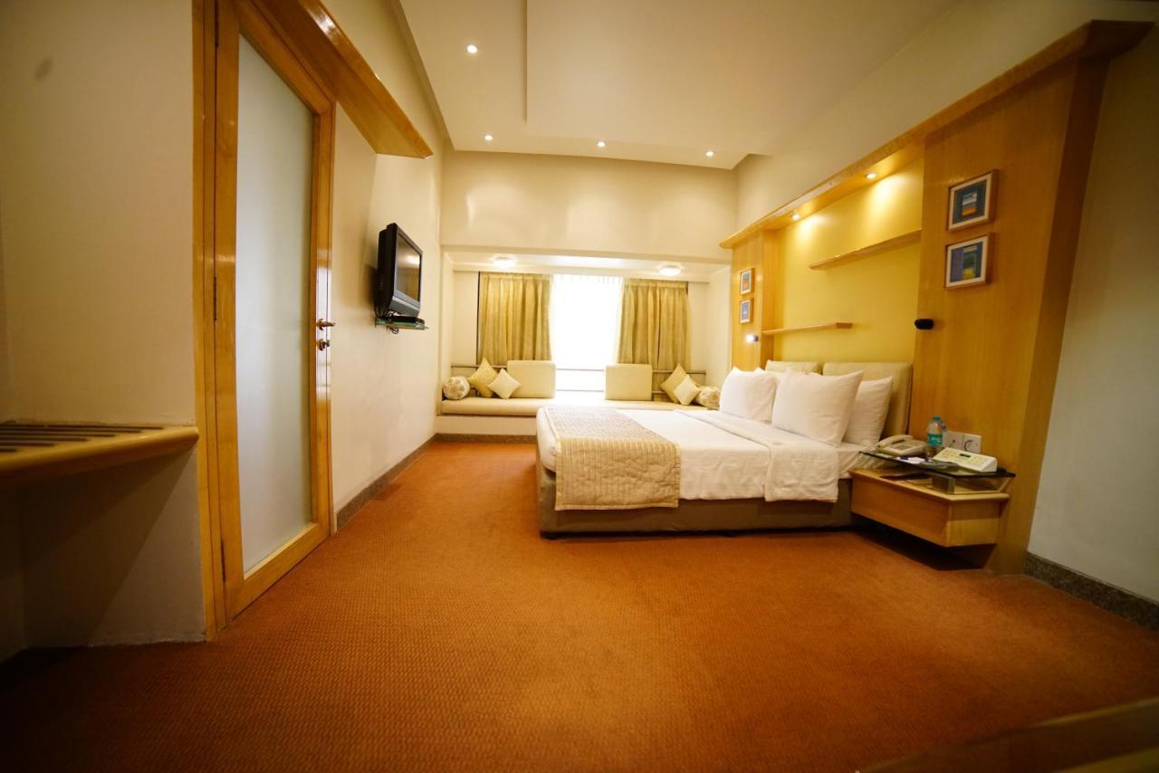 Hotel Kohinoor Continental,Airport Mumbai Exterior foto